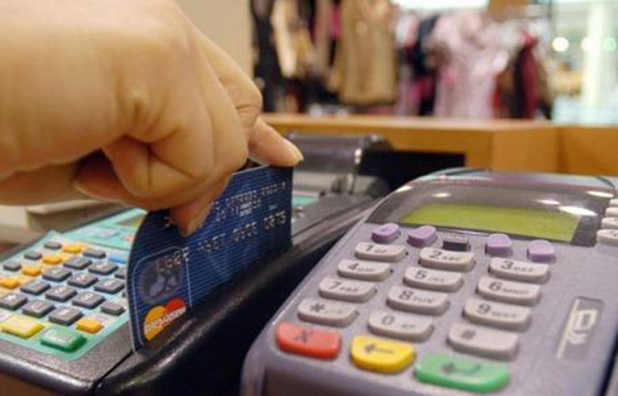 Junta Monetaria emite reglamento para regir uso de tarjetas de crédito