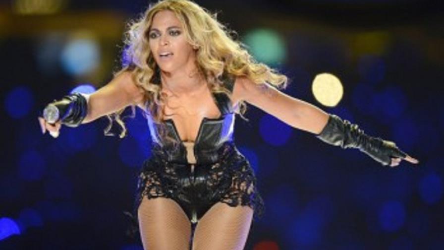 Beyoncé, imagen de un refresco, presenta el nuevo tema Mirrors