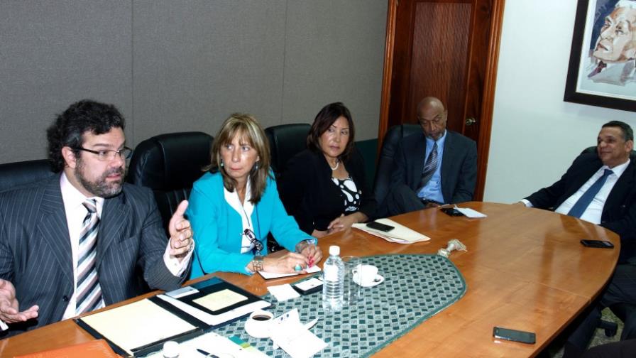 OEA estudia formas de cooperación con República Dominicana