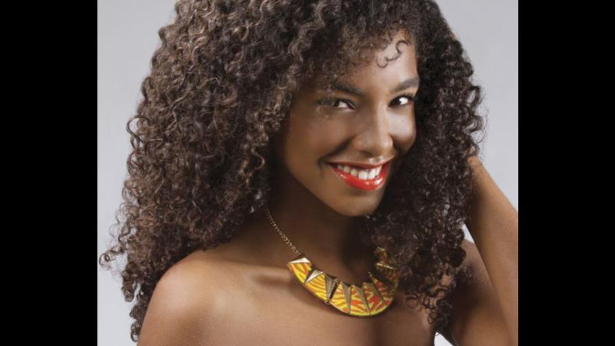 Miss República Dominicana se dice orgullosa de su color de piel