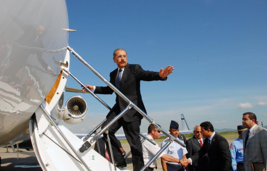 Danilo Medina buscará afianzar el acuerdo Petrocaribe con Venezuela