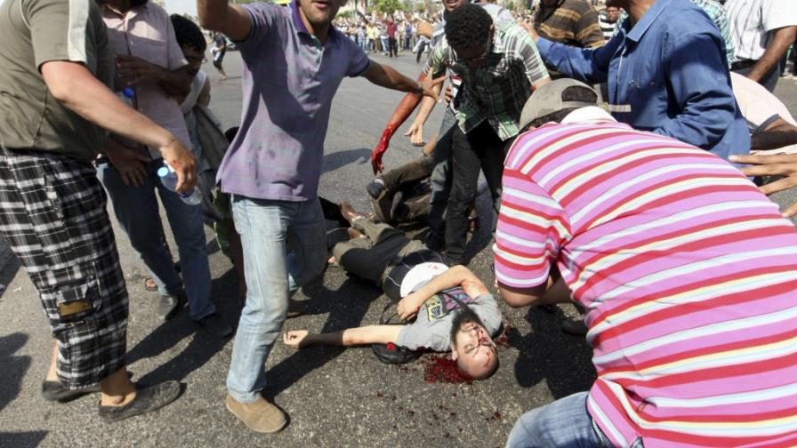 El Ejército despliega tanques para controlar choques que causan 5 muertos El Ejército despliega tanques para controlar choques que causan 5 muertos