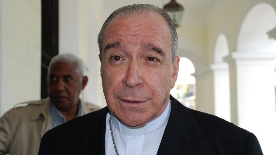 Cardenal pide “investigaciones muy serias” en casos de sacerdotes acusados de pederastia