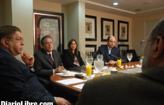 Empresas afirman que el comercio está sumergido en una gran recesión Empresas afirman que el comercio está sumergido en una gran recesión