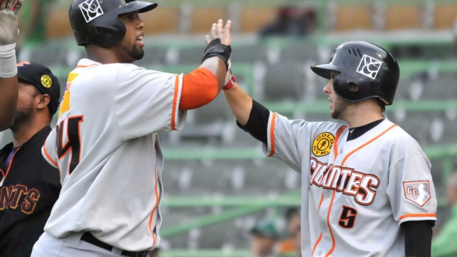 Owens y Peguero conducen a los Gigantes ante las Estrellas
