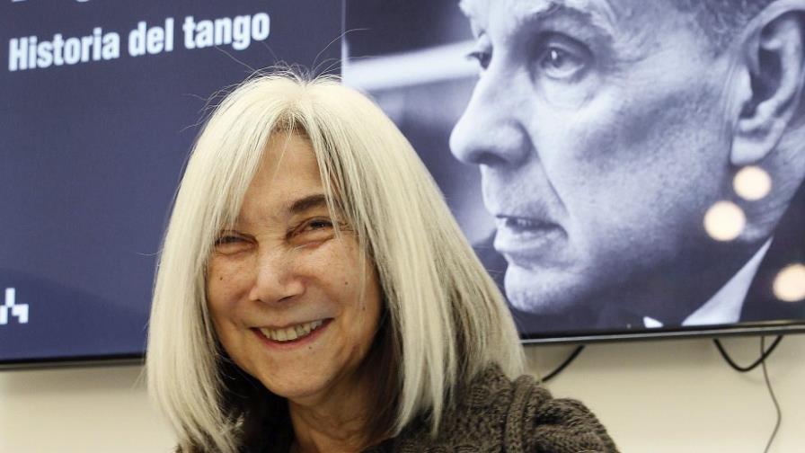 Un Borges inédito canta tangos