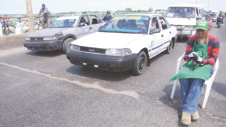 El abandonado puente de la 17 El abandonado puente de la 17