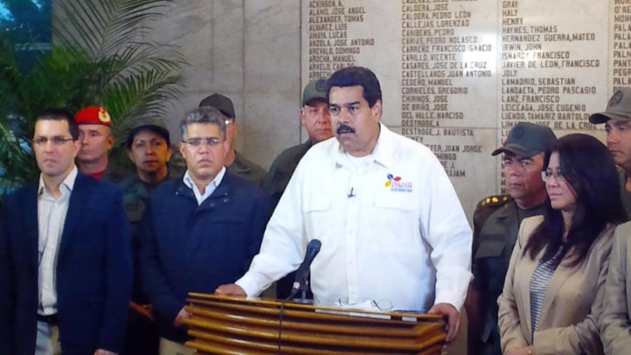 Tras casi 14 años en el poder, muere presidente Hugo Chávez Tras casi 14 años en el poder, muere presidente Hugo Chávez