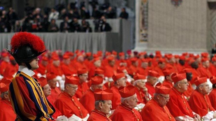 Sólo faltan por llegar dos cardenales electores para el cónclave