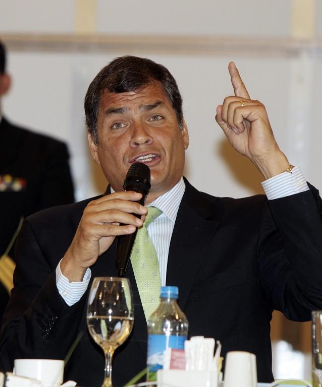Correa congela por dos años salario de autoridades del Gobierno de Ecuador