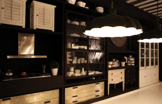 Casa Cuesta y Teófilo Cruz presentan colección Blanco y Negro