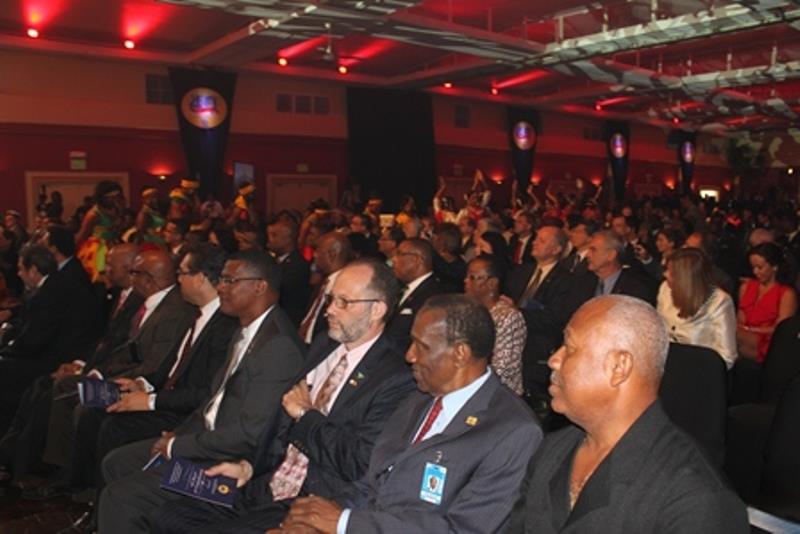 Los líderes de Caricom debaten sobre cómo facilitar el transporte interno