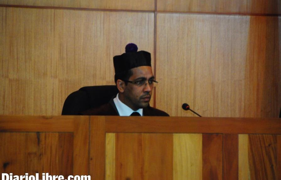 Juez ratifica archivo de sometimiento a Leonel Fernández