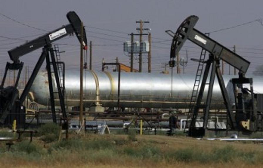 El petróleo de Texas baja el 1,18 % y cierra en 105,3 dólares por barril