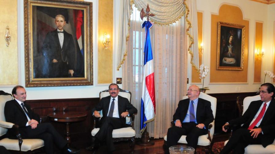 Evalúan colaboración de España en formación de profesores dominicanos