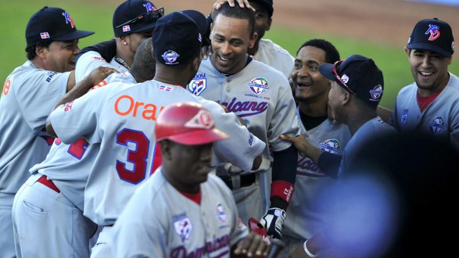 Dominicana entierra la aspiración de Venezuela al ganar 4-2 Dominicana entierra la aspiración de Venezuela al ganar 4-2