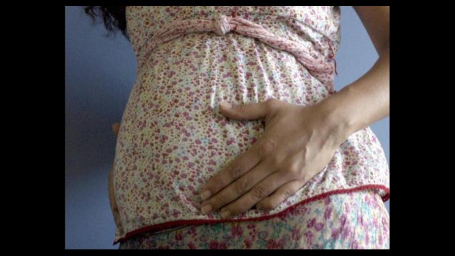 Píldora para migraña riesgosa durante embarazo