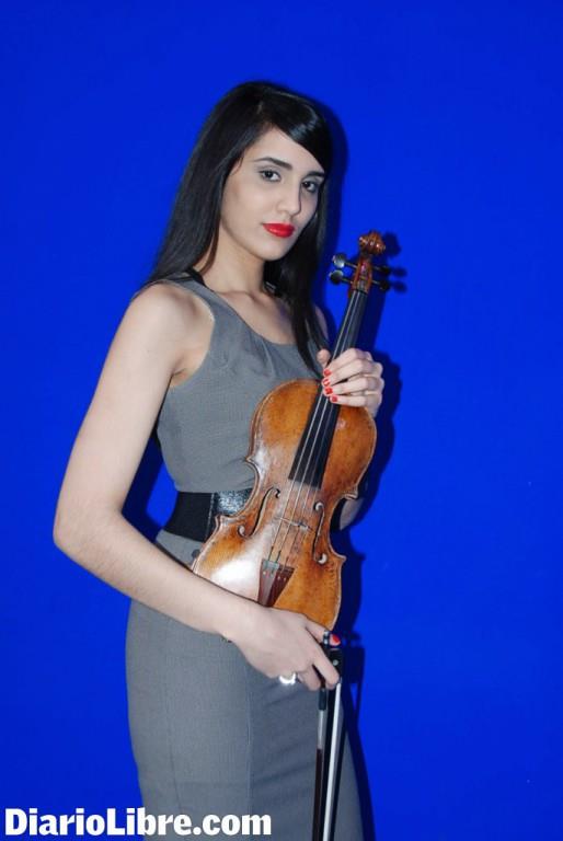 Violinista Aisha Syed gana premio europeo