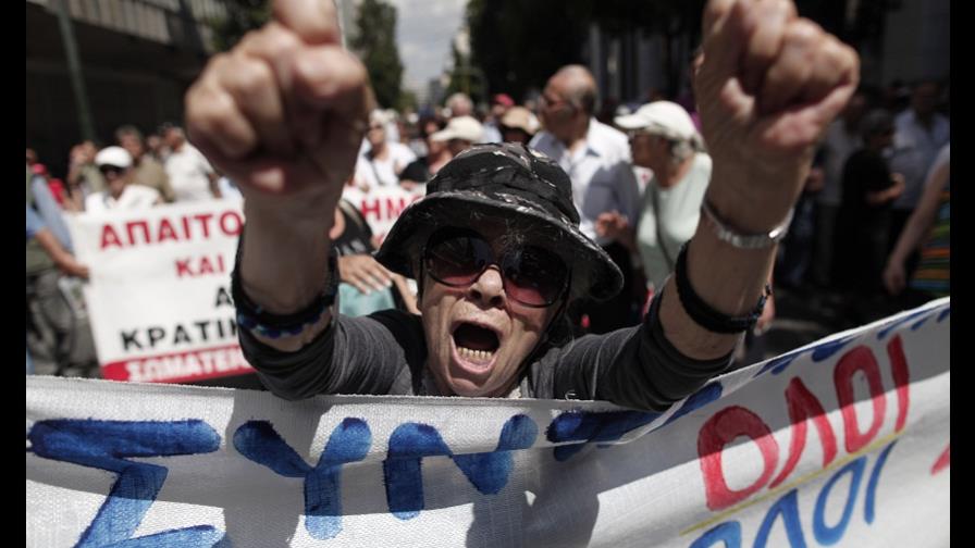 Los griegos, hartos de sacrificios, han perdido toda esperanza