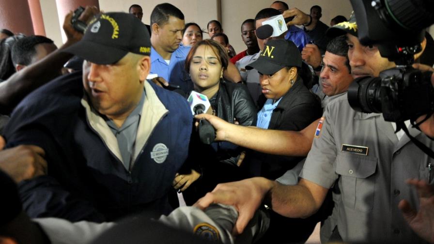 Martha Heredia asegura que buscó de Dios y está arrepentida Martha Heredia asegura que buscó de Dios y está arrepentida