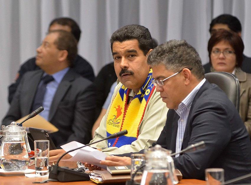 Venezuela espera que Snowden responda el lunes a su ofrecimiento de asilo