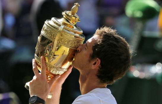 Andy Murray vence a Djokovic en la final de Wimbledon