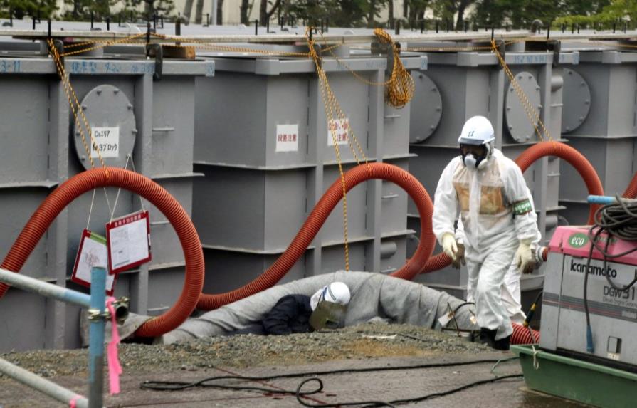 La planta de Fukushima vierte 300 toneladas diarias de agua radiactiva al mar