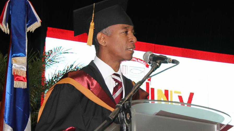 Rector de la Universidad Evangélica dice que matrimonio gay es aberración