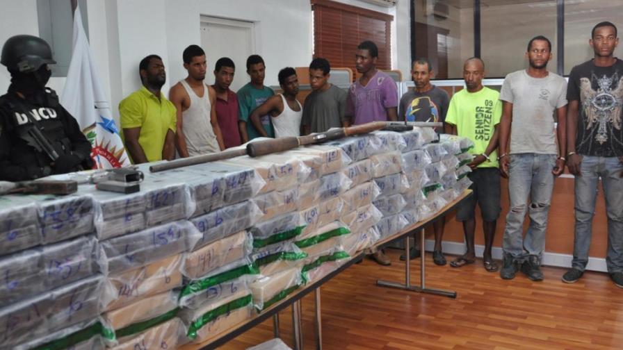 La DNCD decomisa casi 500 kilos de cocaína en las costas de Pedernales