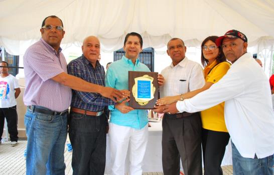 Pichardo y Díaz conquistan VII Maratón de atletismo San Francisco-Tenares-San Francisco