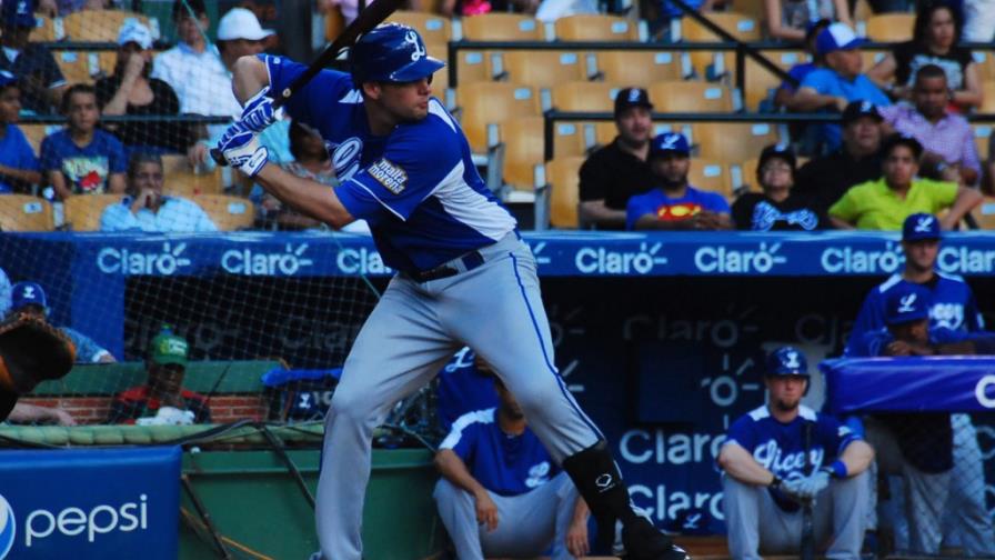 Un sencillo de Alex Hassan guía al Licey a la victoria ante las Estrelllas Un sencillo de Alex Hassan guía al Licey a la victoria ante las Estrelllas