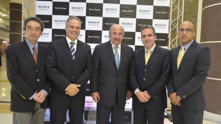 Sony inaugura moderna tienda en centro Sambil