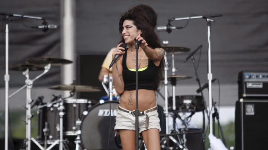 Una nueva investigación confirma que Winehouse murió por exceso de alcohol Una nueva investigación confirma que Winehouse murió por exceso de alcohol