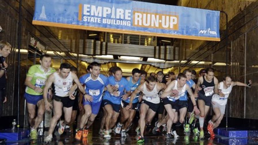 Australianos ganan carrera dentro del Empire State