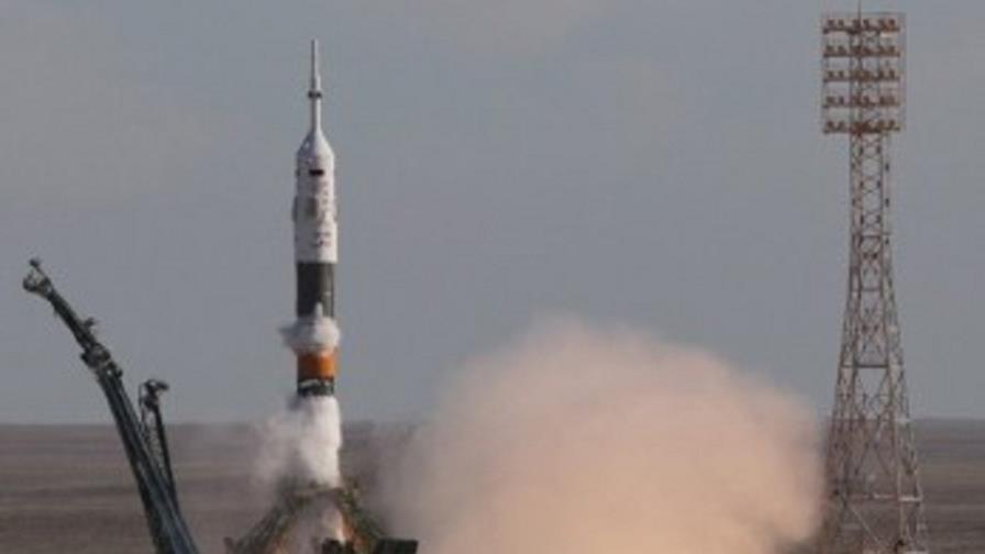 Eutelsat y Arianespace firman un contrato para el lanzamiento de cuatro satélites