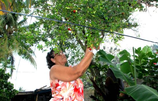 Una mujer que enaltece su Día