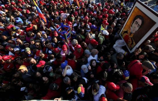 Ricos de Venezuela no lloran la muerte de Chávez