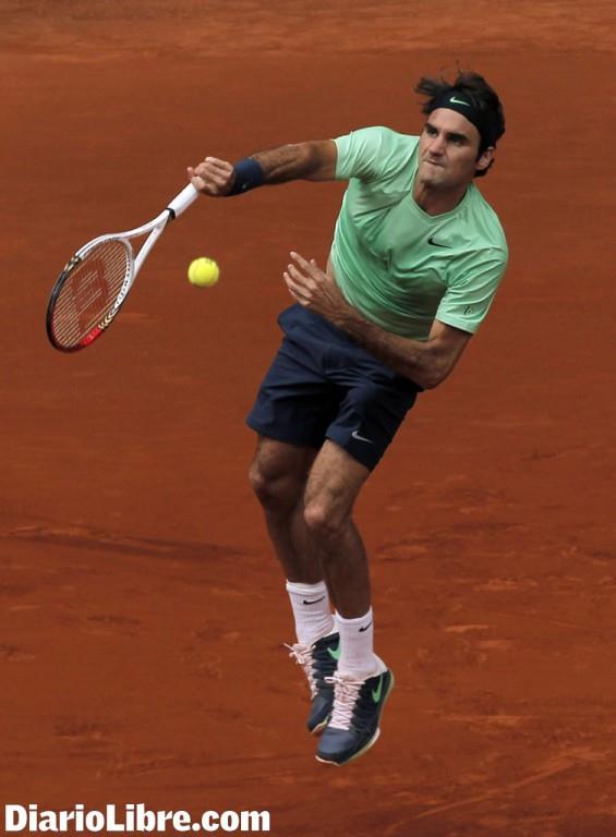 Federer y Serena avanzaron
