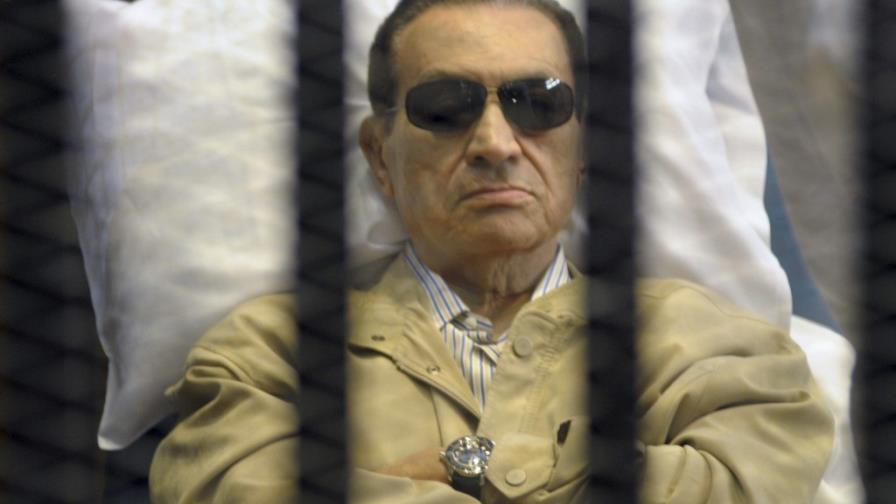 Confirman absolución de altos cargos de Mubarak por muerte de manifestantes