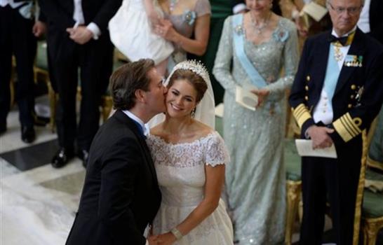 Princesa Madeleine se casa con banquero neoyorquino