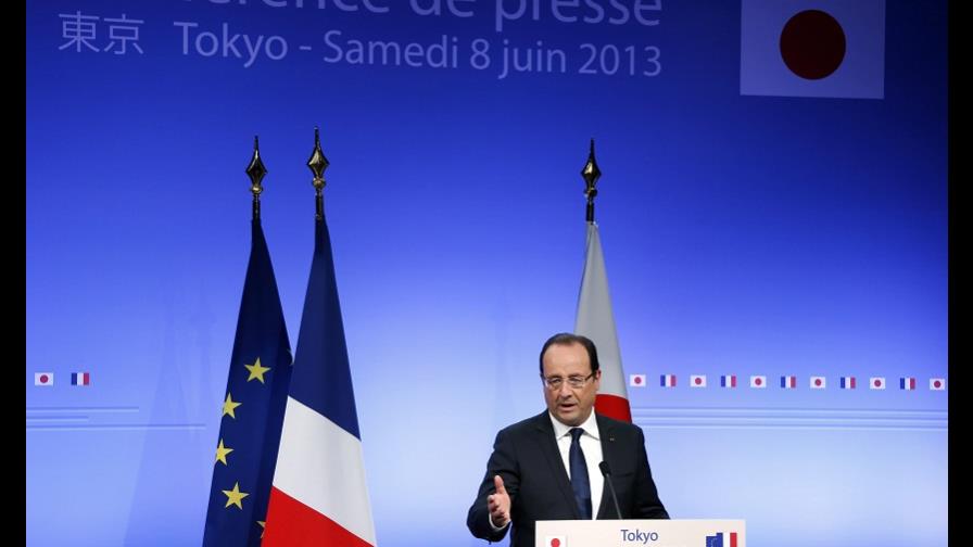 Presidente de Francia dice que crisis en la eurozona ha terminado