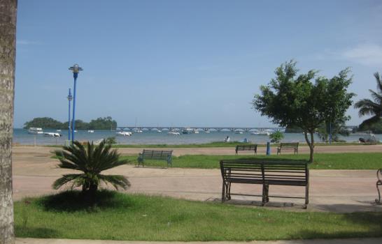 Crónicas Urbanas: Provincia Samaná