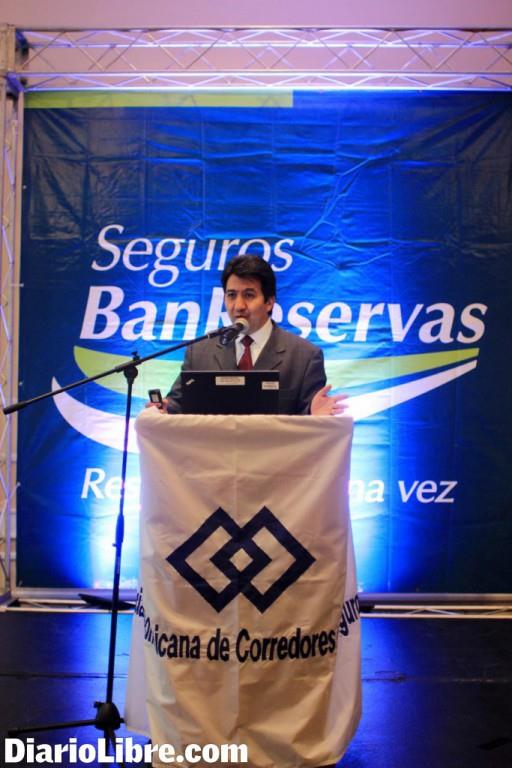 Adocose y BanReservas realizan taller