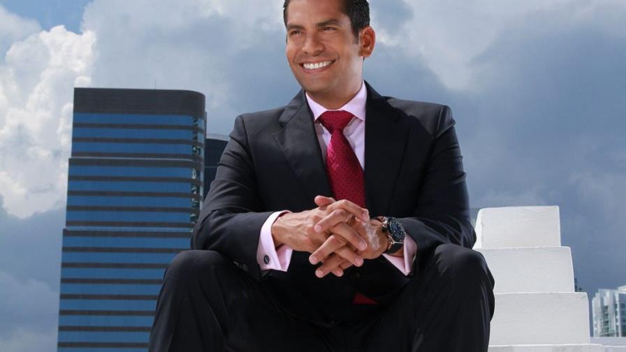 Ismael Cala revela El poder de escuchar como filosofía de vida y superación Ismael Cala revela El poder de escuchar como filosofía de vida y superación