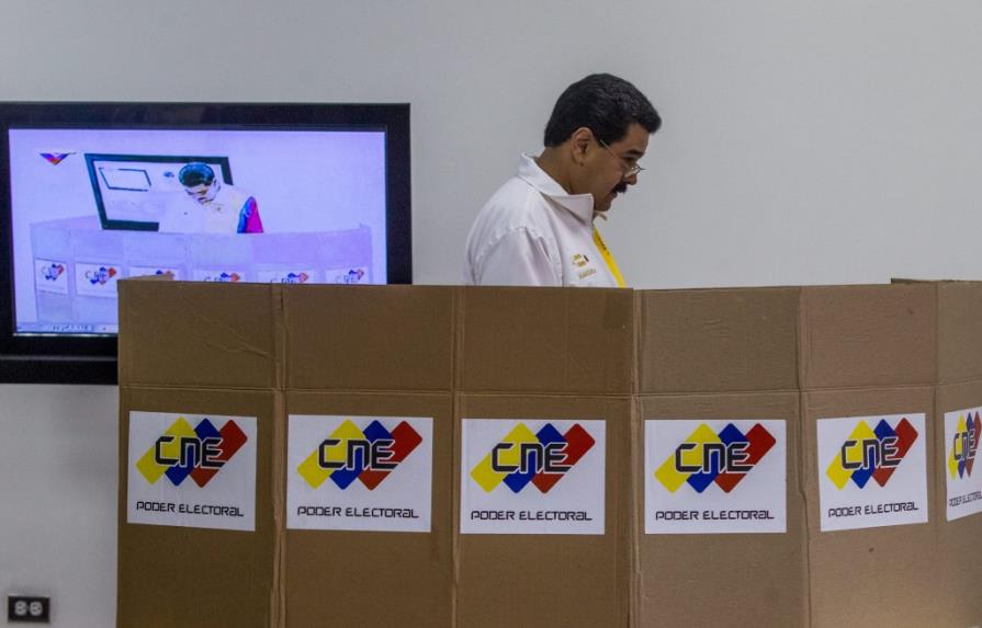 Maduro dice que ha tomado medidas para evitar loqueras en proceso electoral