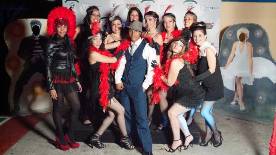 NH con fiesta al estilo Hollywood NH con fiesta al estilo Hollywood