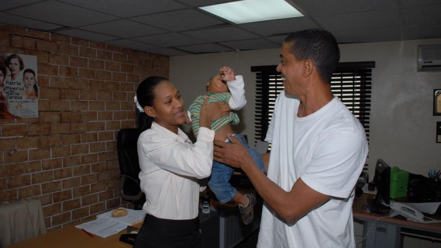 Abandonan niño en el sector San Carlos