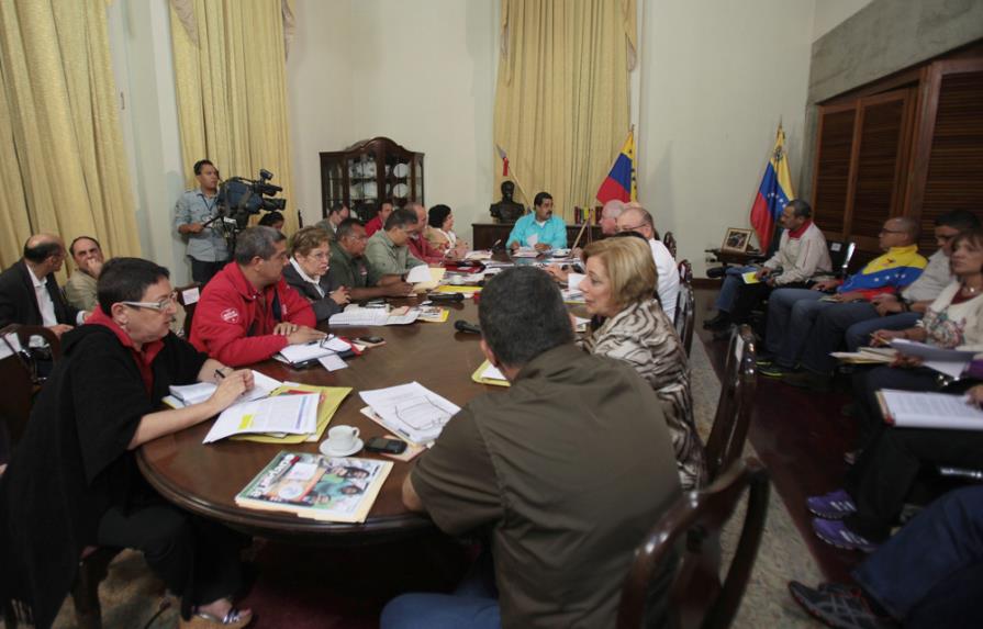 Chávez reconoce que está en un proceso de recuperación lento, dice Maduro