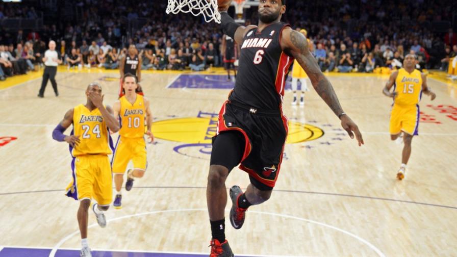 LeBron juega quizás a su mejor nivel