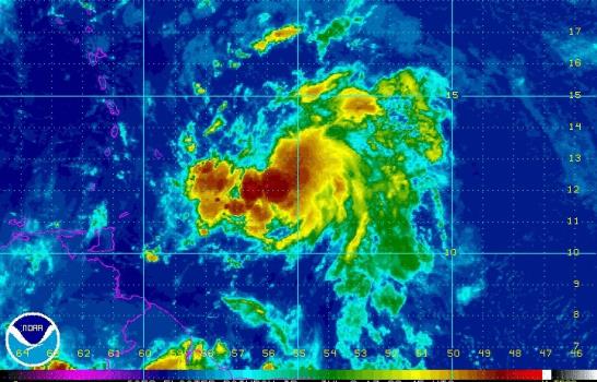 Chantal se fortalece; lluvias se sentirán en República Dominicana desde mañana